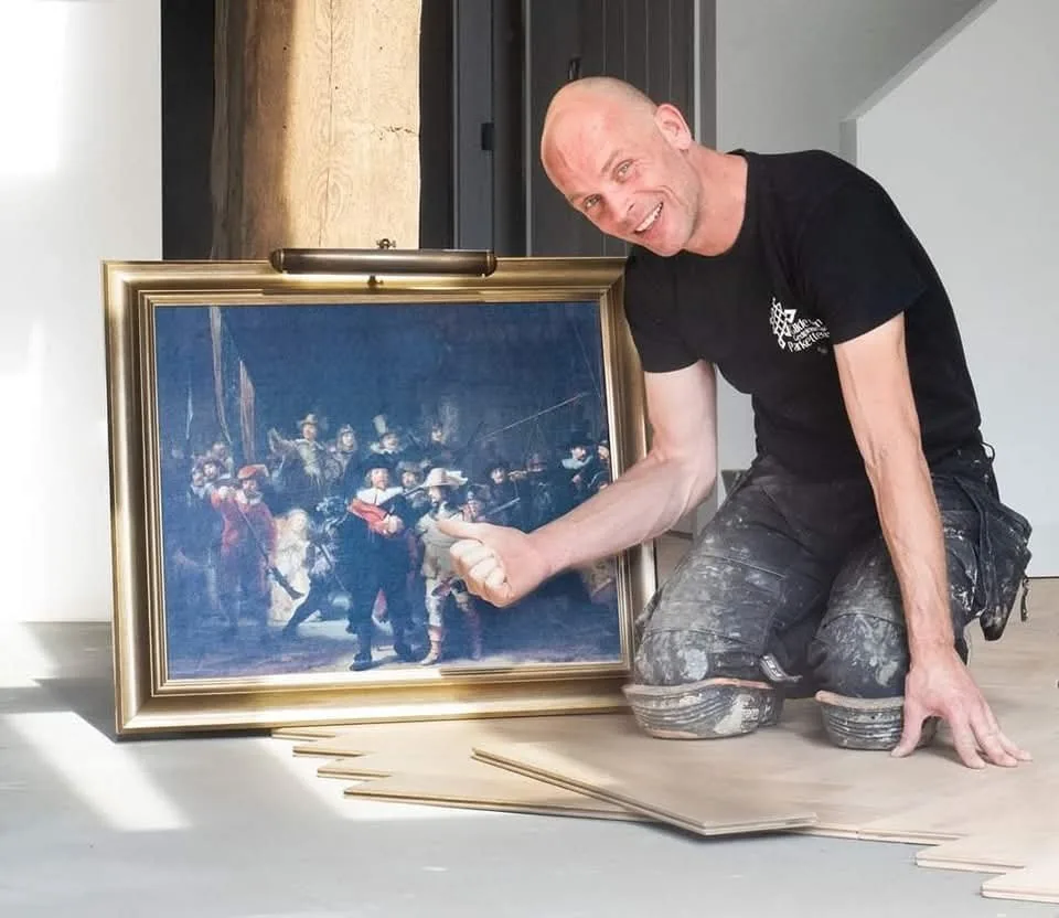 Jakko Woudenberg working with wood and The Night Watch